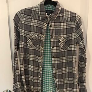 American Eagle flannel button down shirt